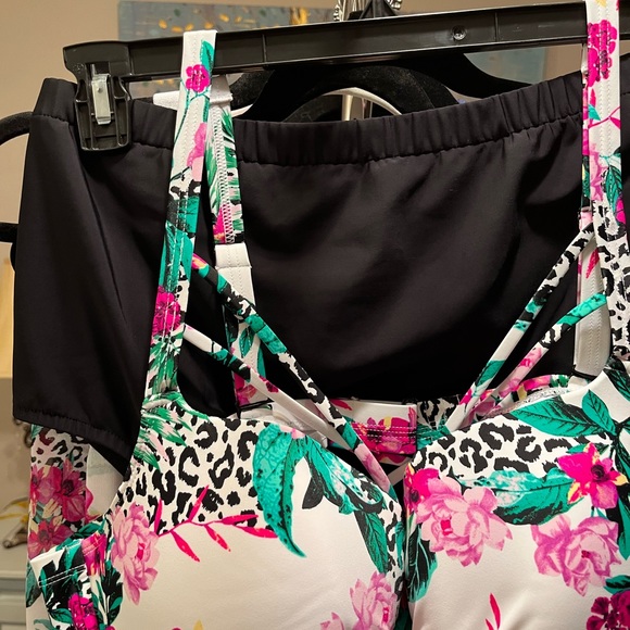 torrid Swim Torrid Bathing Suit Tankini Top Matching Cover Up Skirt